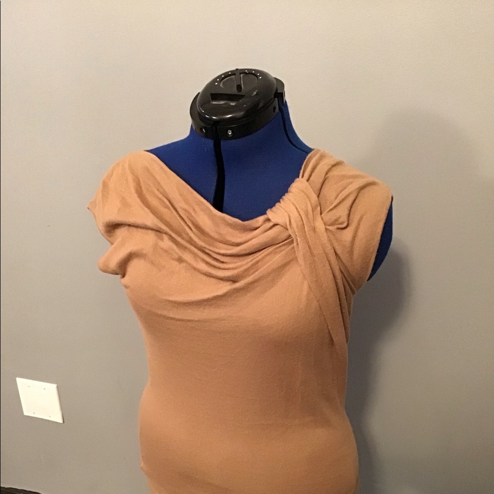 Tan sleeveless shirt